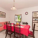 House Anton Casa de Férias
