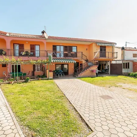 House Anton Holiday home